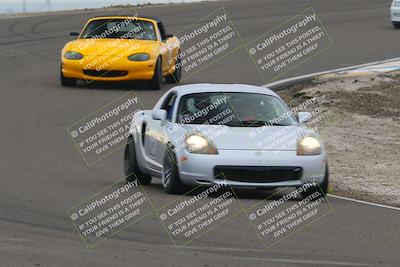 media/Dec-19-2025-Lucky Dog Racing (Fri) [[3b7b1b5fc8]]/Beginner/Session 4 Turn 2 3 Speed Pan/